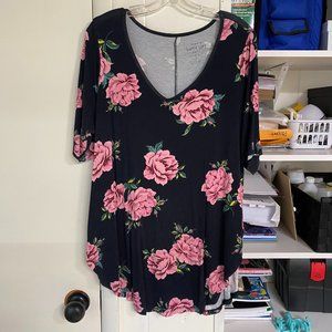 Torrid Size 2 Super Soft Black and Pink Floral Top
